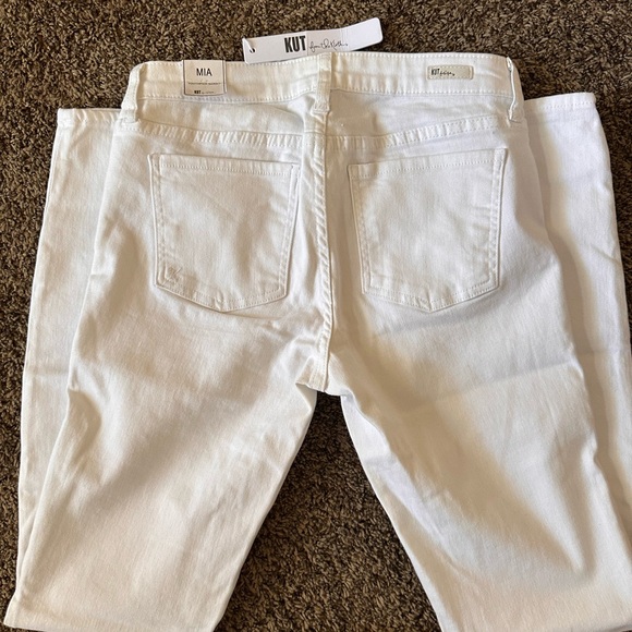 New with Tags Kut from the Kloth size 2 white denim Mia Toothpick Skinny - Picture 9 of 16